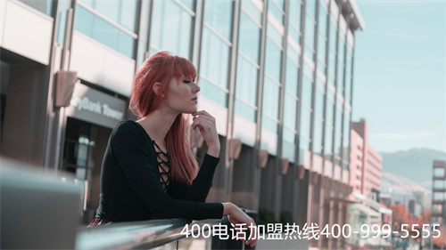 (企業(yè)400電話的作用)(400電話獨(dú)具特點(diǎn)讓400電話遍地開(kāi)花)
